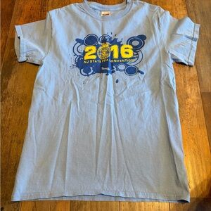 NWOT Women’s Gildan FFA blue T-shirt size small